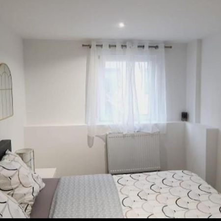 Schone 2 Zw In Sindelfingen - Maichingen *Daimler Appartement Buitenkant foto